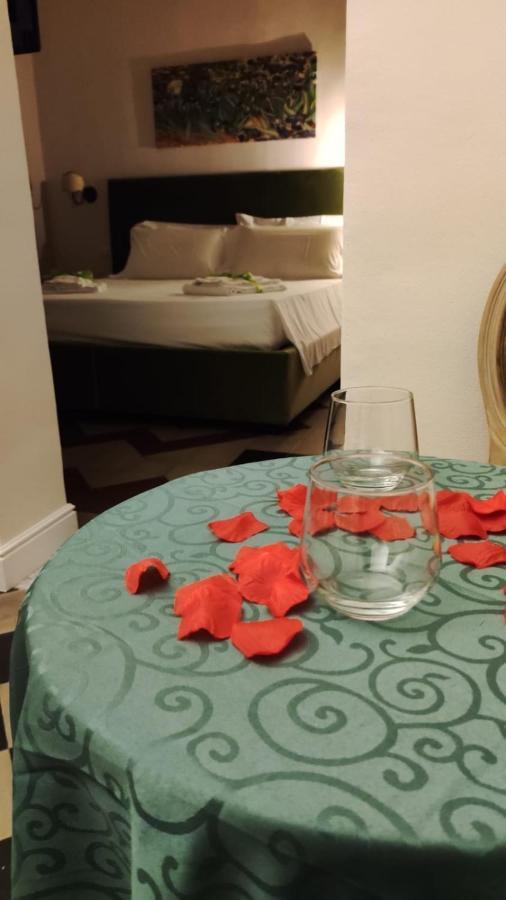 קטאניה B&B Romeo Luxury Rooms מראה חיצוני תמונה