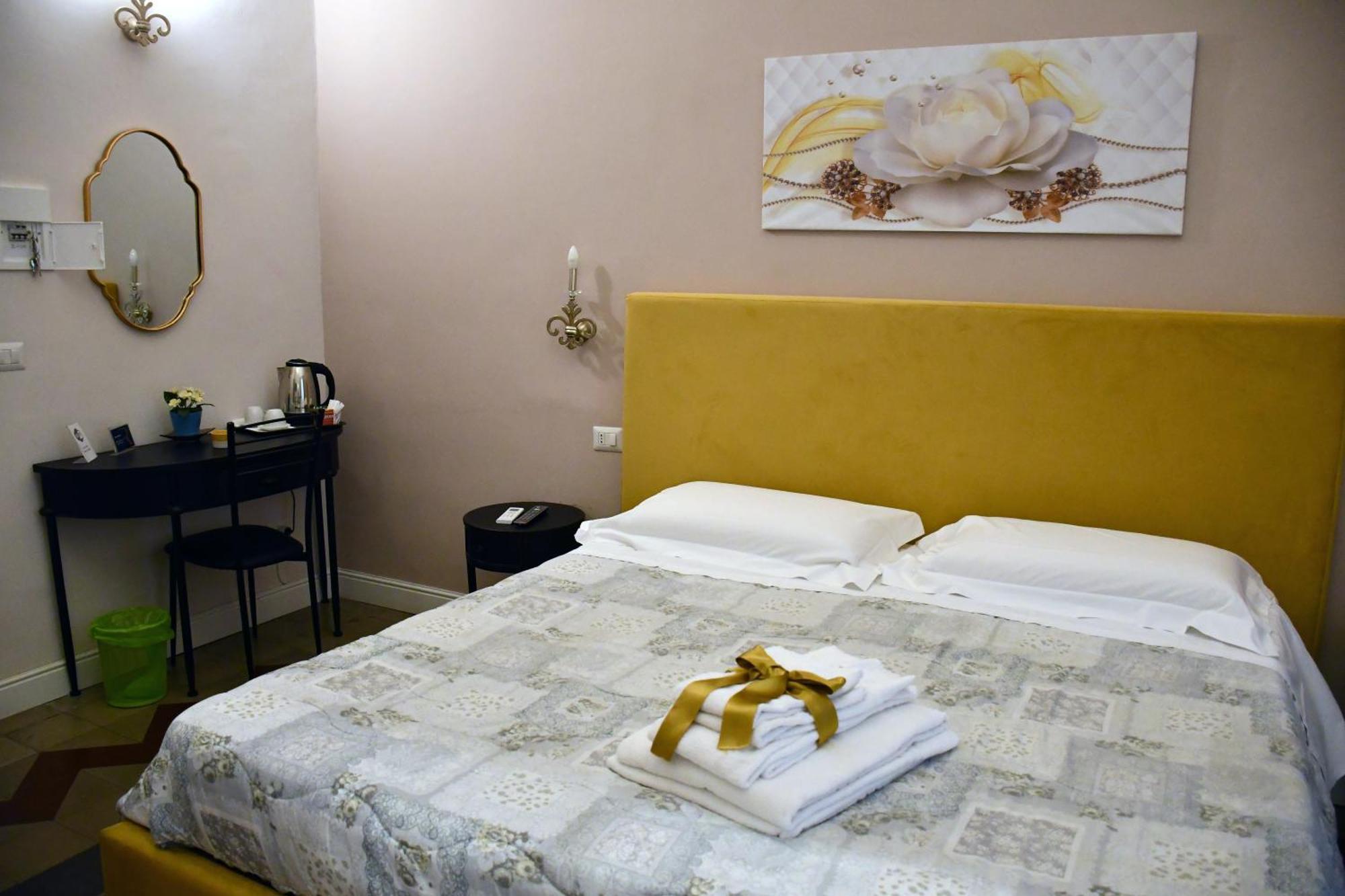 קטאניה B&B Romeo Luxury Rooms מראה חיצוני תמונה